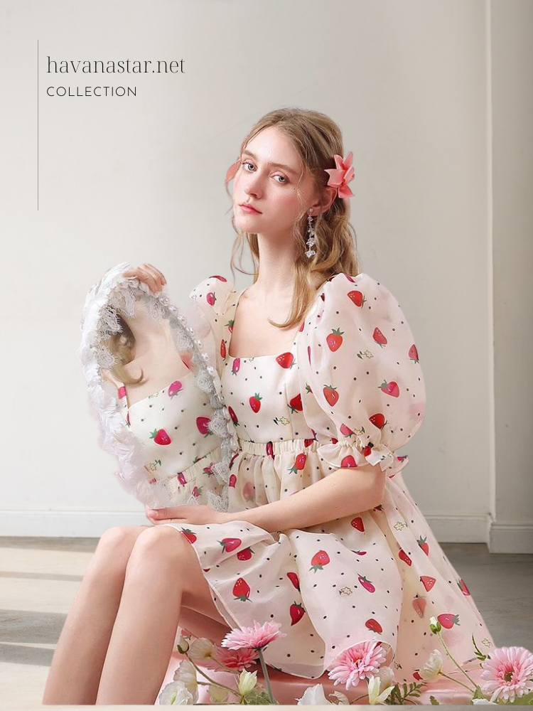 فستان الأورجانزا رومانسي ستايل الأميرات بطباعة شكل الفراولة
